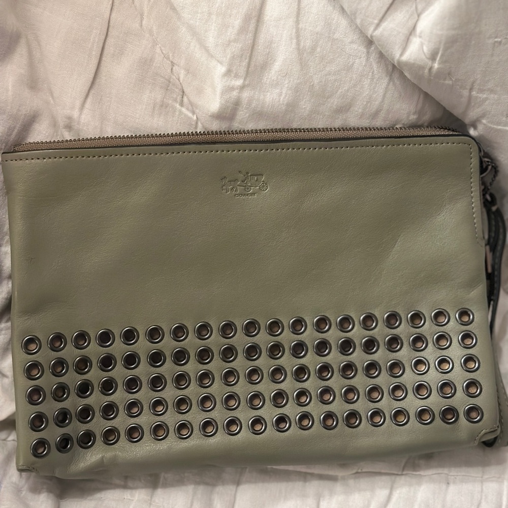 Coach Bleecker Olive Green Leather Grommets Wristlet